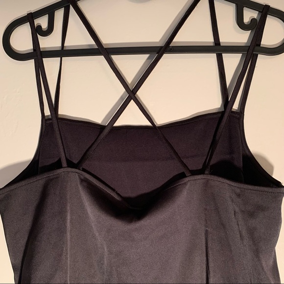 Free with purchase!! NWT H&M Black Racerback Double-Strapped Tank - Picture 5 of 6